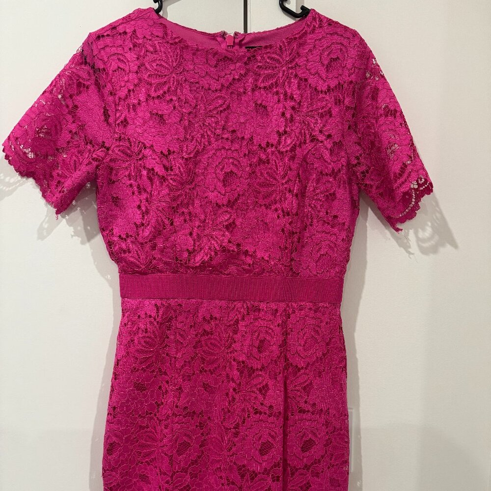 ALEXIA ADMOR MAGENTA LACE DRESS